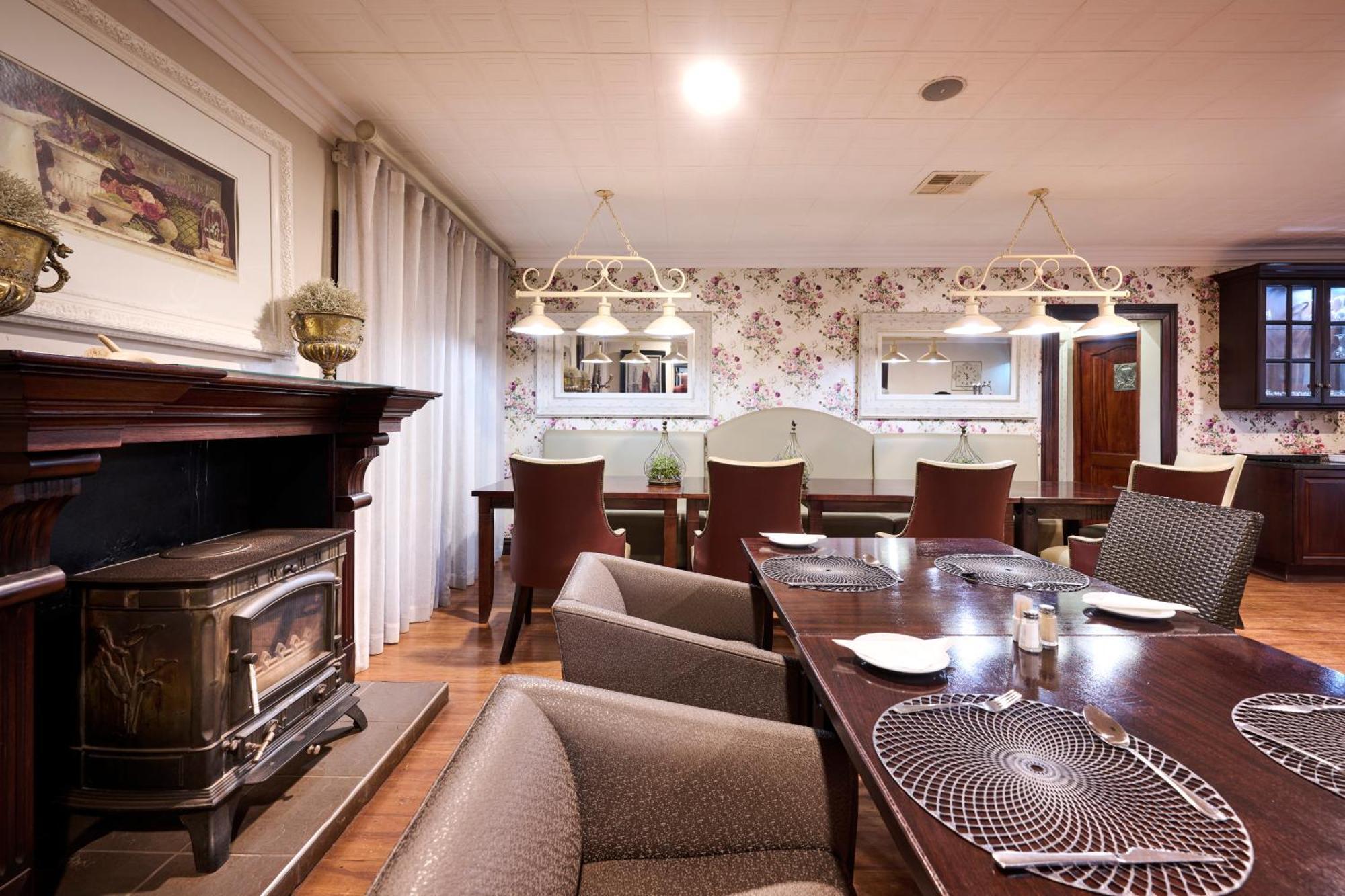 Postmasburg D Olive Rose Boutique Hotel Екстер'єр фото